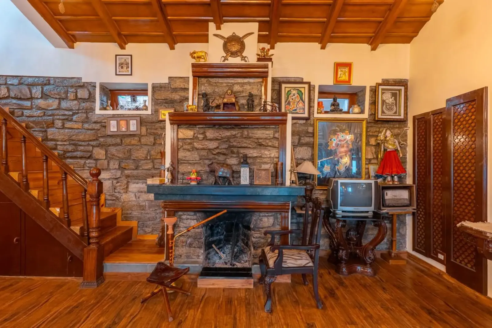 Cozy evening ambiance and lighting at the luxury Stone Heritage homestay property