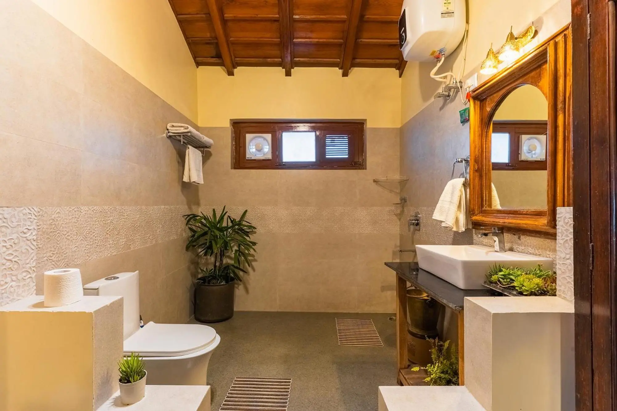 Stone Heritage Luxury Homestay in Mukteshwar Uttarakhand overlooking the valley